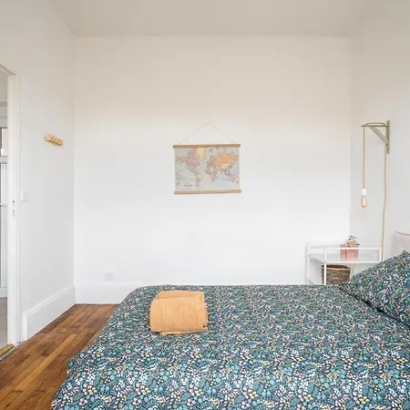 2 Acces Direct Lyon Centre Apartamento *